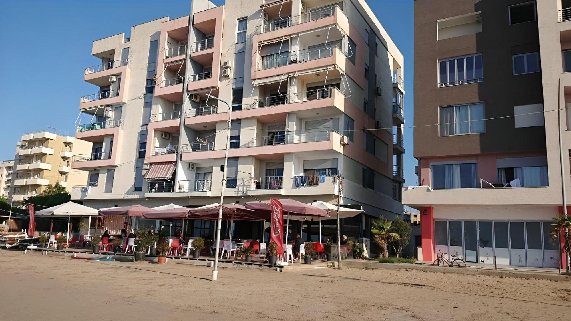 Alex'S Apartment 2 Durres Exterior photo